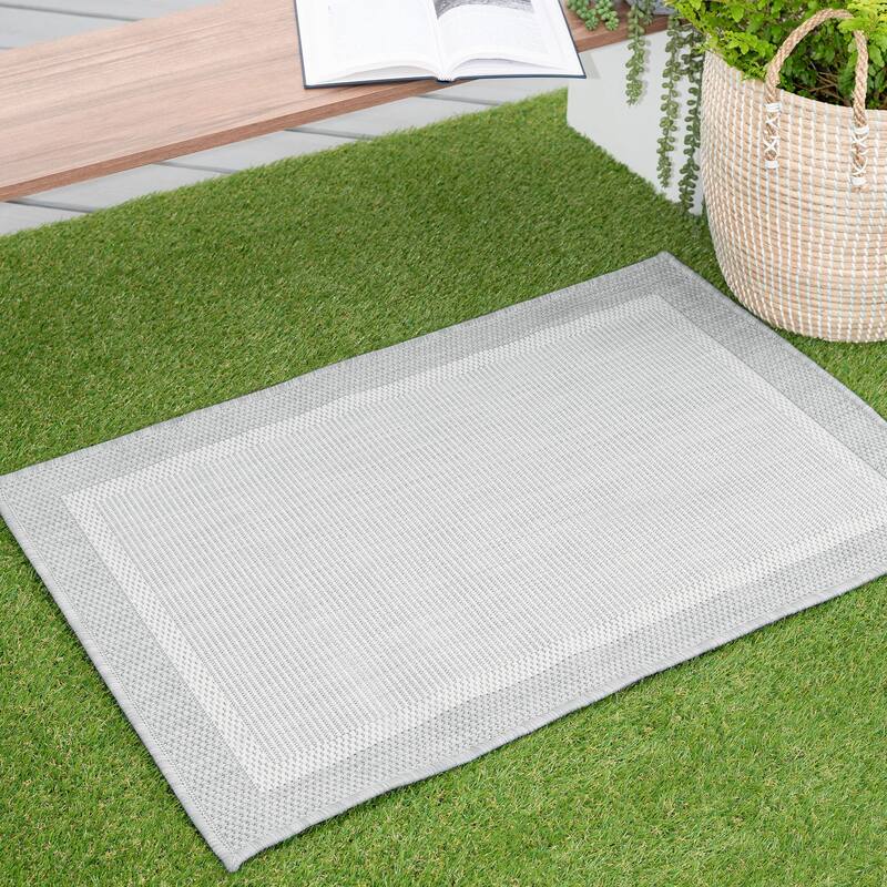 Exo Coastal Border Indoor/Outdoor Area Rug - 2' x 2'11'' - Gray/Cream