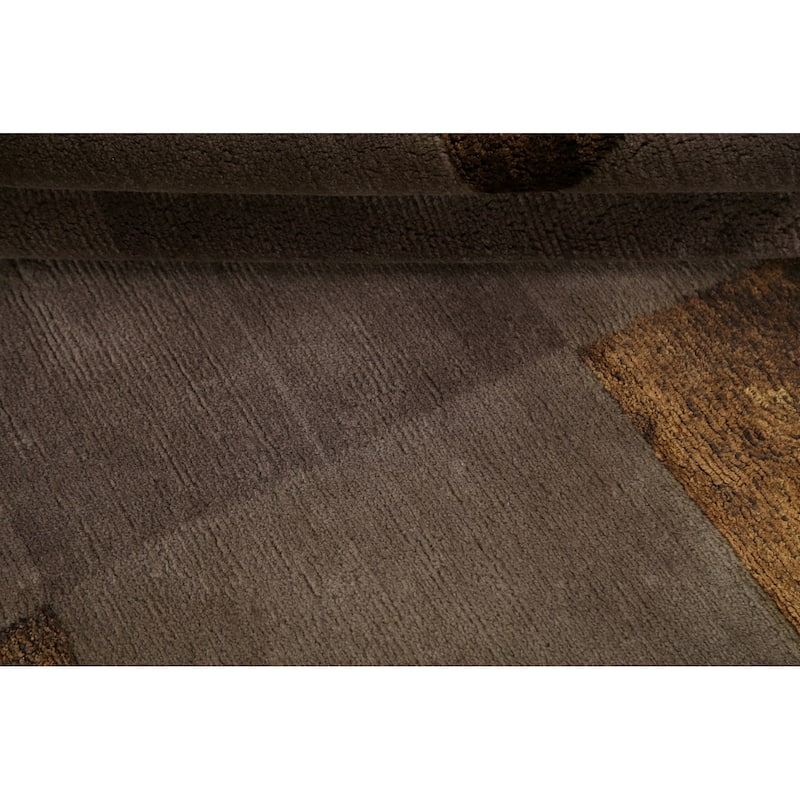 Checkered Vegetable Dye Nepalese Oriental Wool Area Rug Hand-knotted - 5'2" x 7'11"