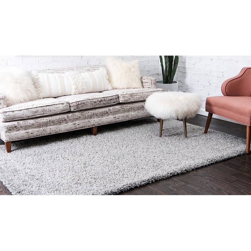 Shag Laurian Collection Area Rug
