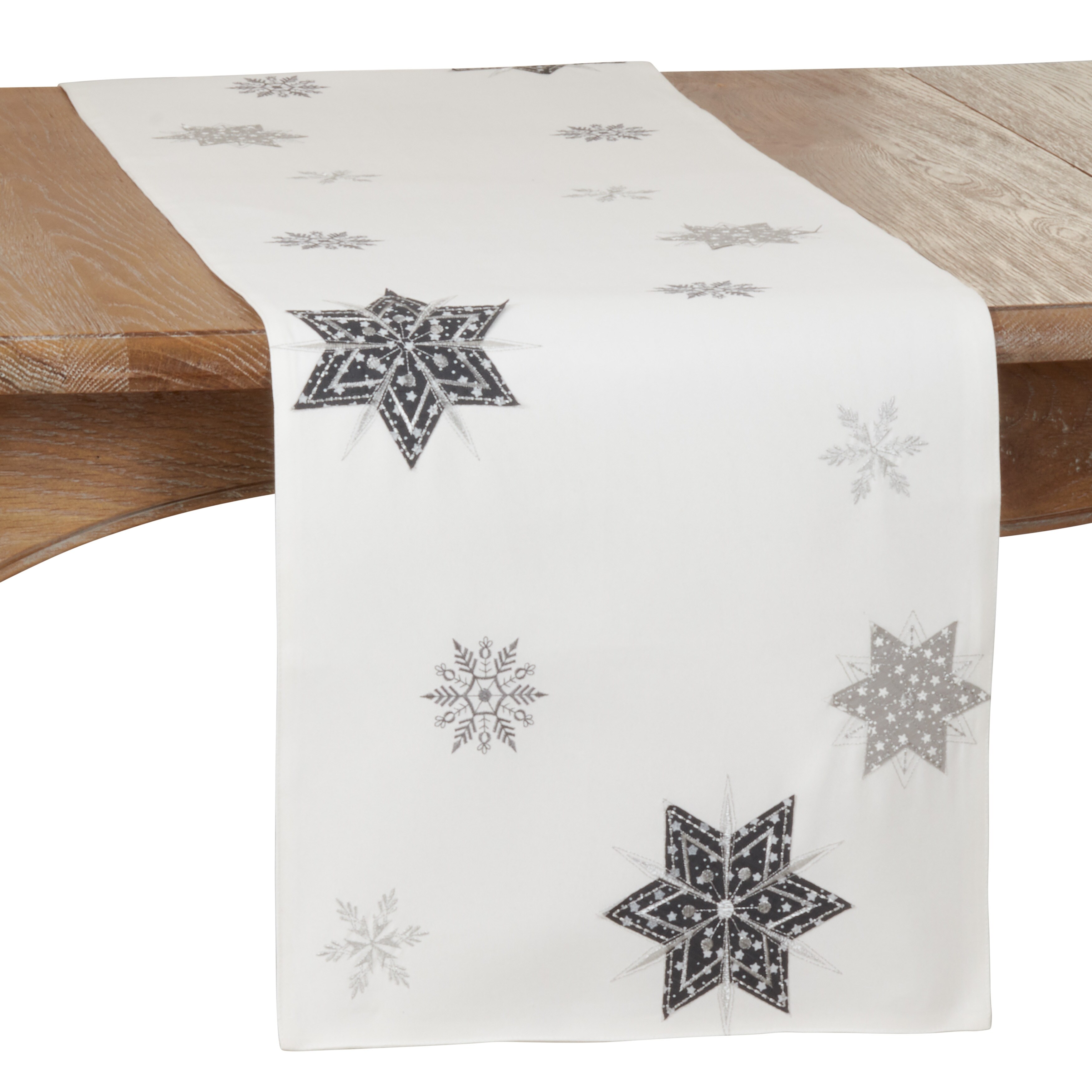 Paper Snowflakes // Table Runner - ARTBAR