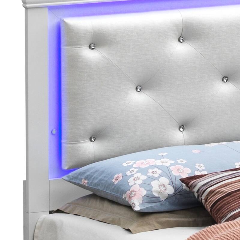 Full Size Traditional Platform Bed with Sturdy Particle Board Construction and Easy Assembly