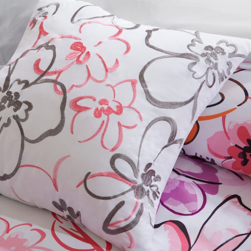 Intelligent Design Olivia Floral Comforter Set