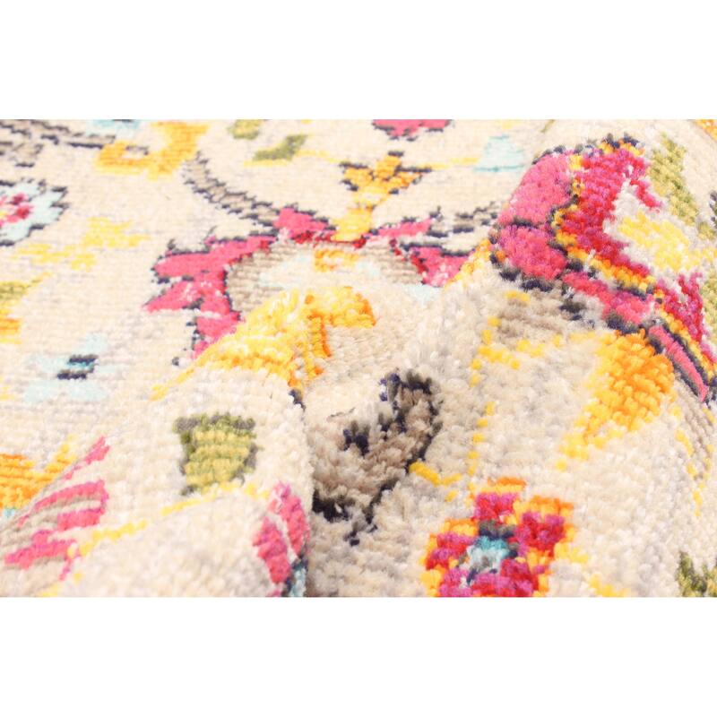 ECARPETGALLERY Machine Made Rosa Ivory Area Rug