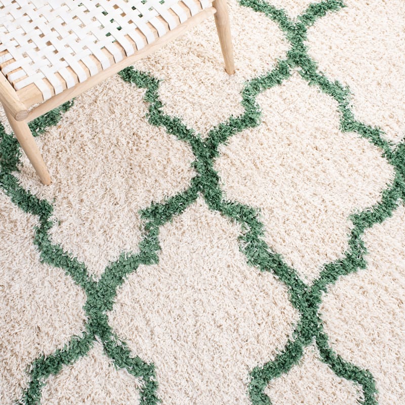 SAFAVIEH Venus Shag Bogdanka 1.75-inch Thick Rug