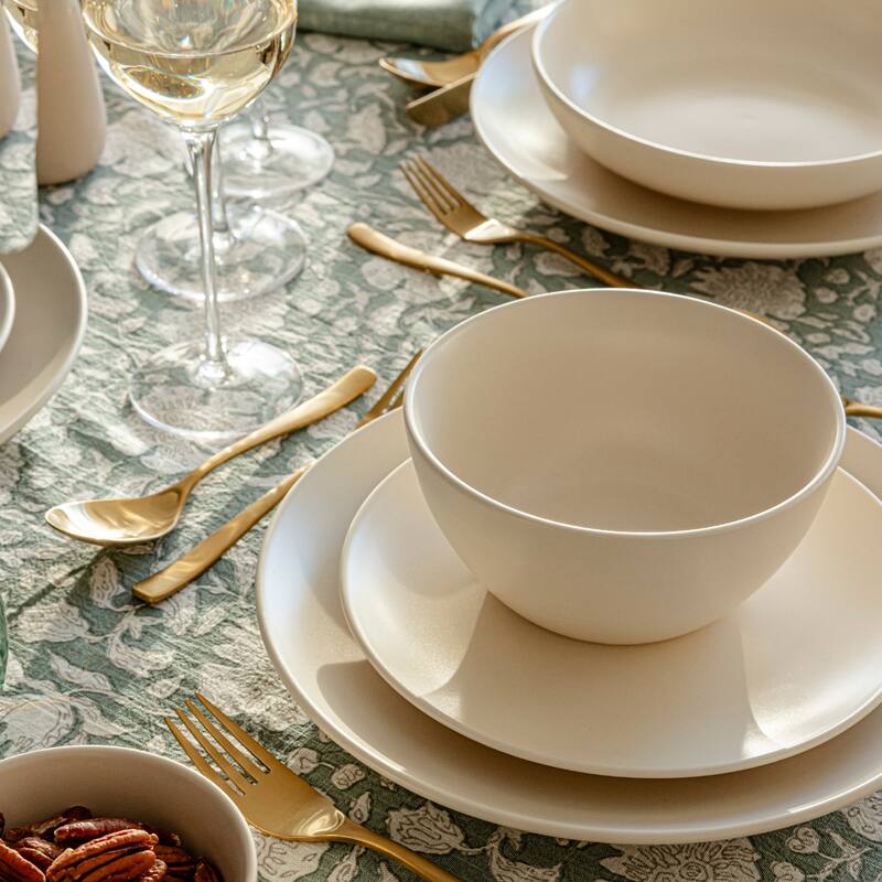 over&back Coupe Semi-Matte Stoneware Dinnerware Set