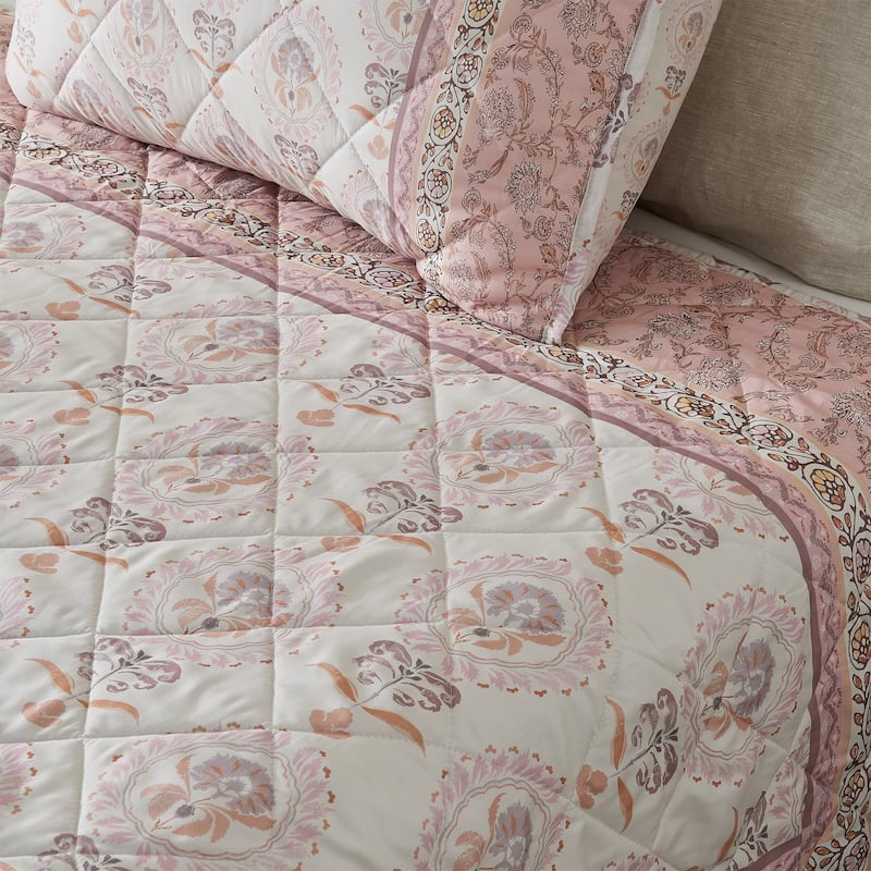 Patina Vie Maison Vintage-Inspired Floral Reversible Quilt Set with Shams