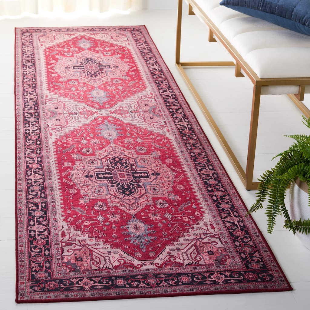 SAFAVIEH Tucson Machine Washable Slip Resistant Emmer Traditional Rug