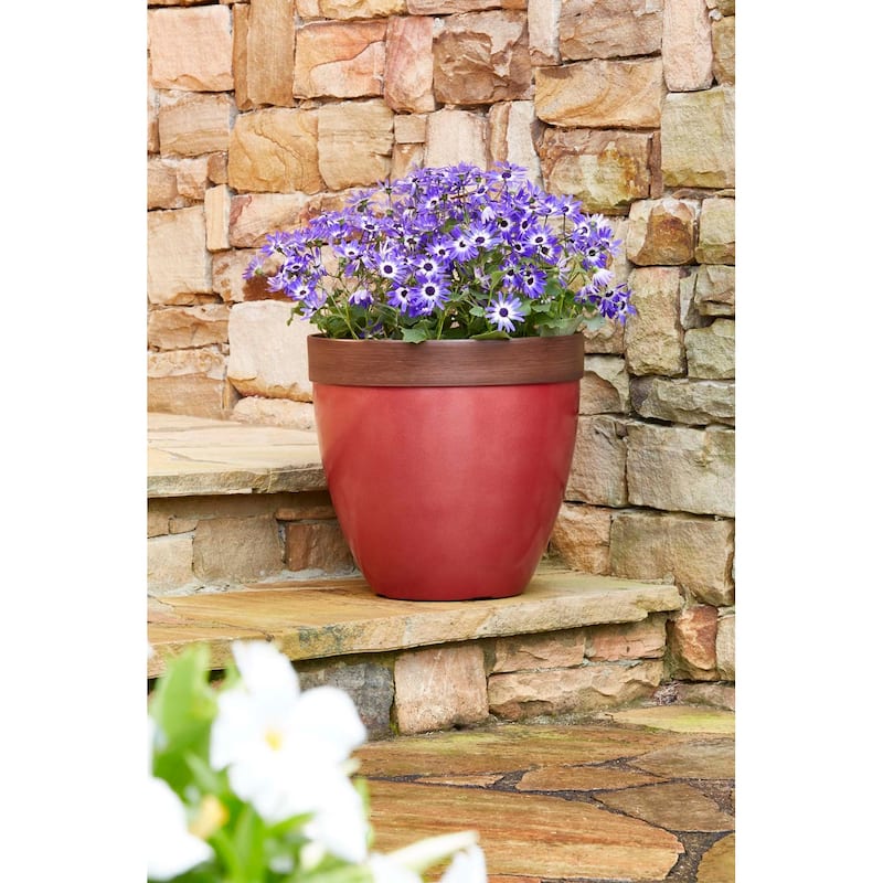 Southern Patio Hornsby Resin Planter