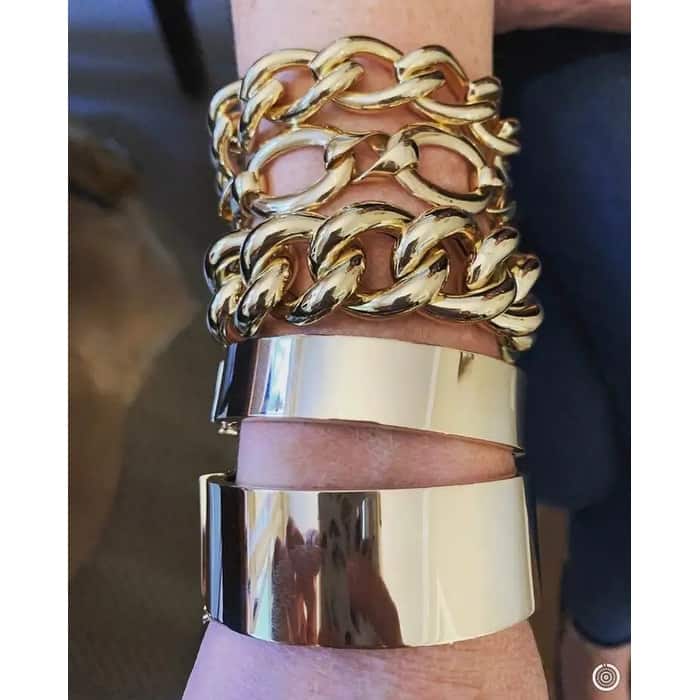 Curata Italian 18k Yellow Gold 20mm 8" Chunky Curb Link Bracelet - 20mm x 8"