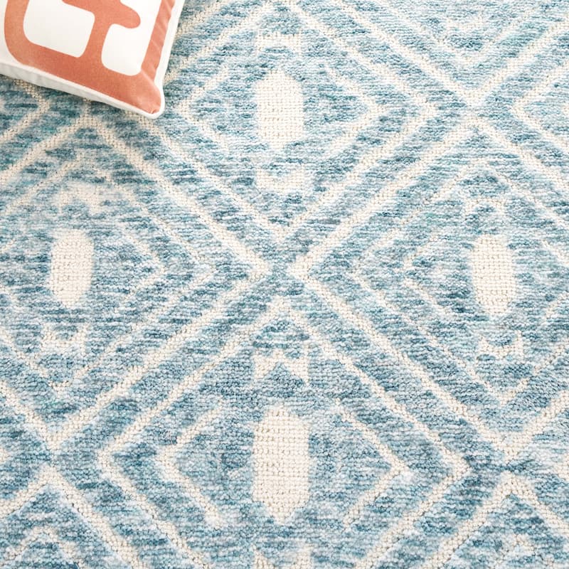 SAFAVIEH Handmade Audrey Elinora Casual Rug