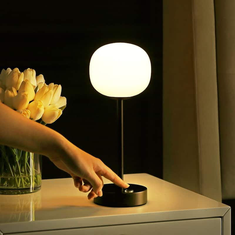 Xavier 12.25" Modern Minimalist Iron Wireless Rechargeable Integrated LED Table Lamp, Nickel/White by JONATHAN Y