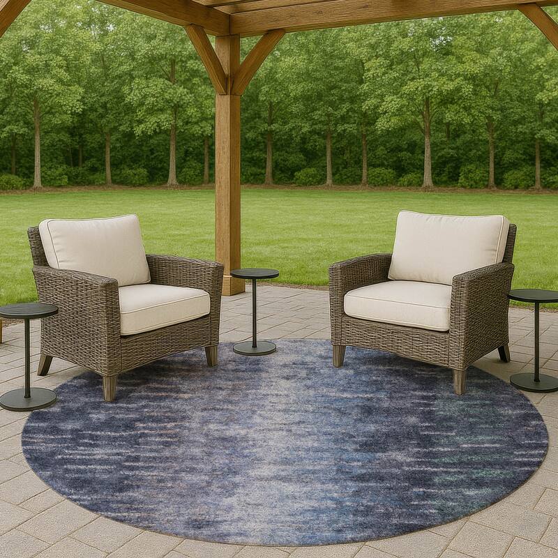 Machine Washable Indoor/ Outdoor Contemporary Ombre Chantille Rug - Navy - 8' x 8'