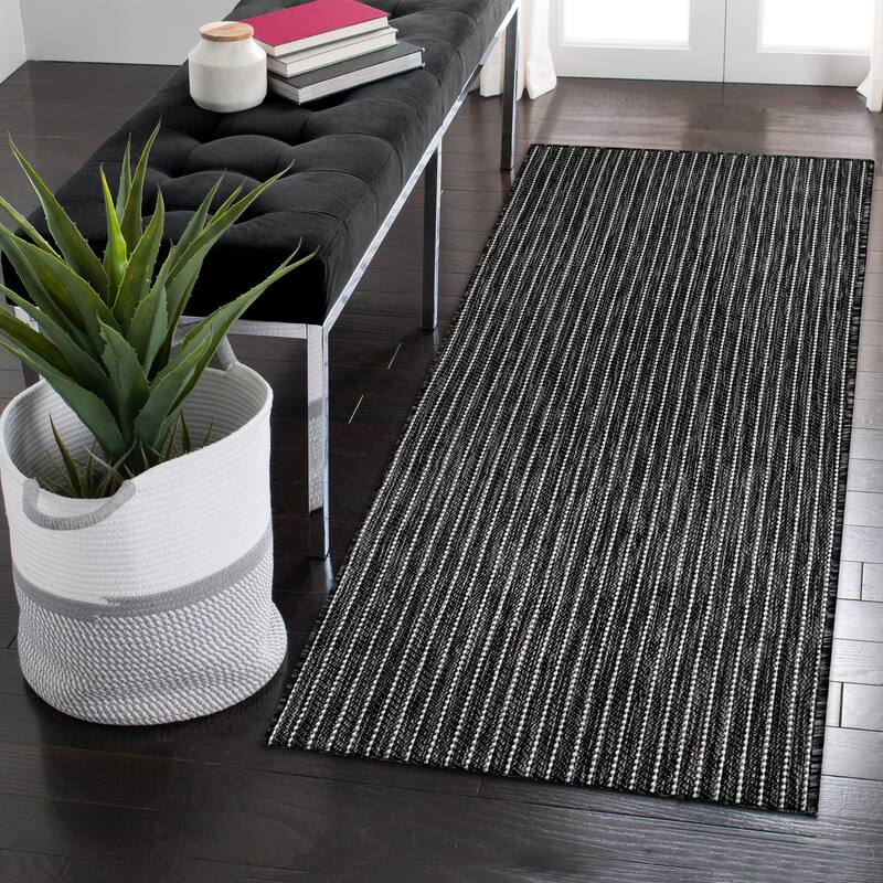 Liora Manne Carmel Textured Striped Indoor/ Outdoor Area Rug