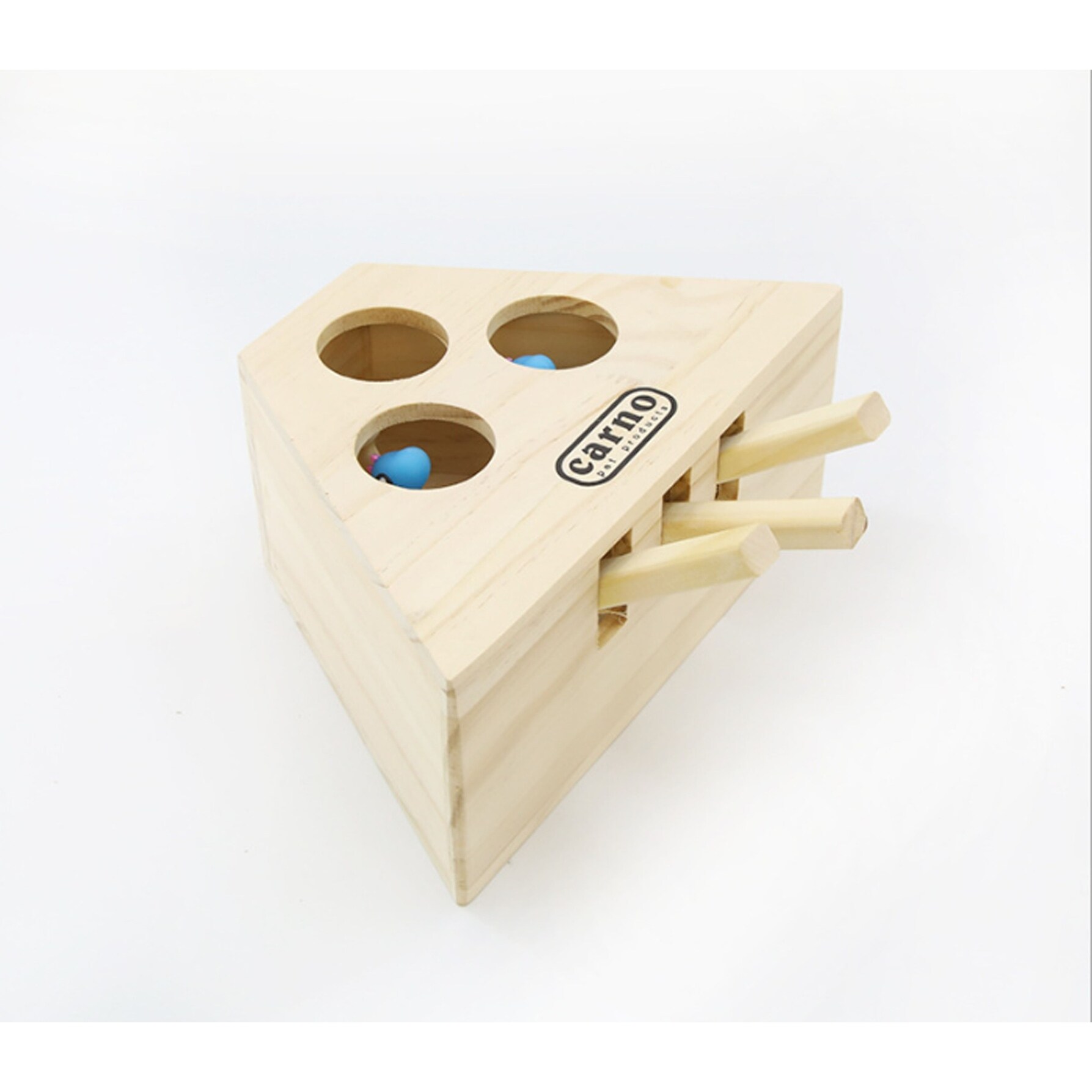 carno wooden cat toy