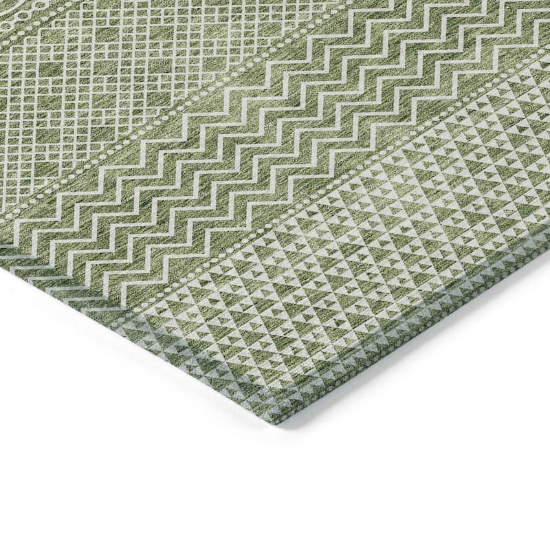 Machine Washable Indoor/ Outdoor Modern Stripes Chantille Rug