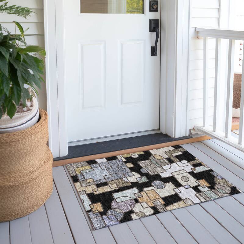 Machine Washable Indoor/ Outdoor Contemporary Prenner Chantille Rug - Black - 1'8" x 2'6"