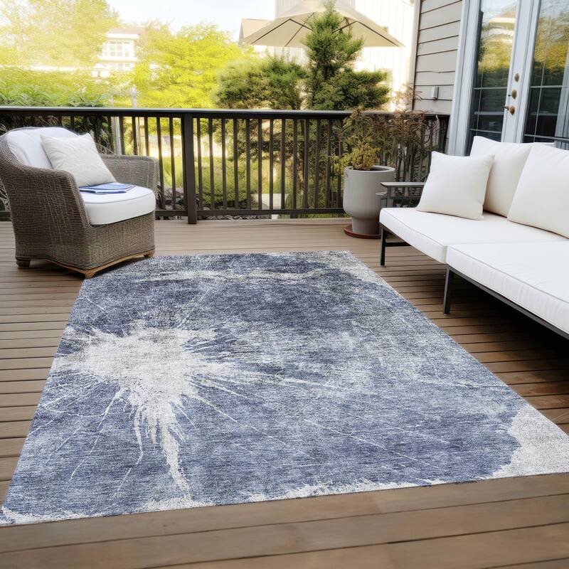 Machine Washable Indoor/ Outdoor Chantille Modern Tree Grain Rug