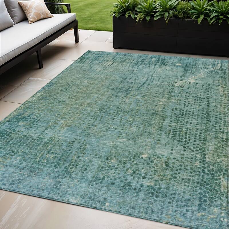 HomeRoots Abstract Transitional Rectangle Outdoor Rug - 5' X 8'