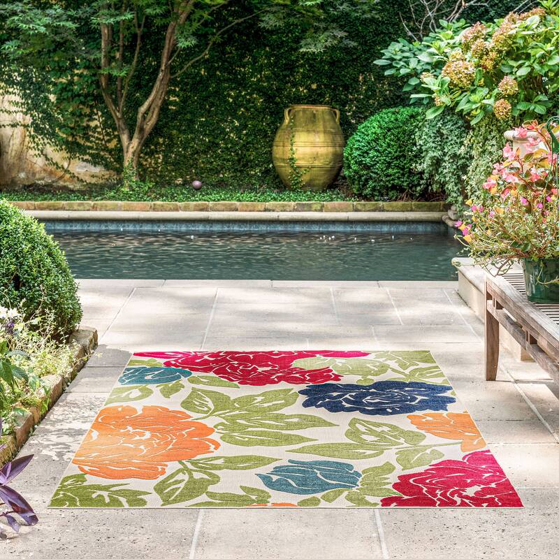 Origin Coastal Floral Indoor/Outdoor Area Rug
