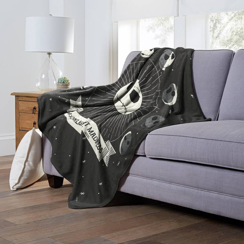 ENT 236 Nightmare Before Christmas, Terror Trio Silk Touch Throw