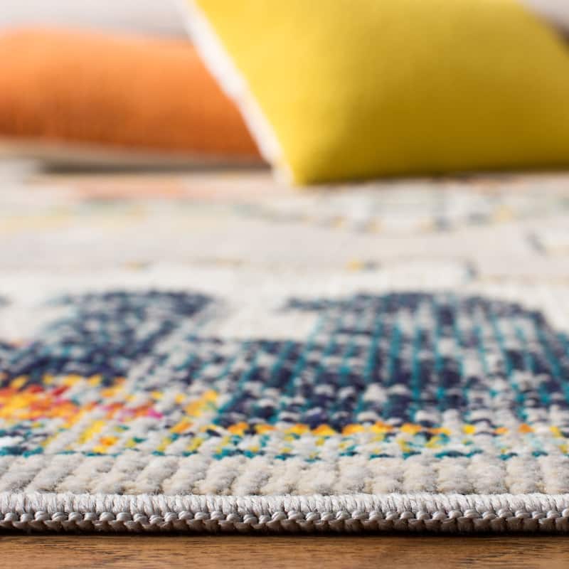SAFAVIEH Crystal Zahariea Boho Distressed Rug