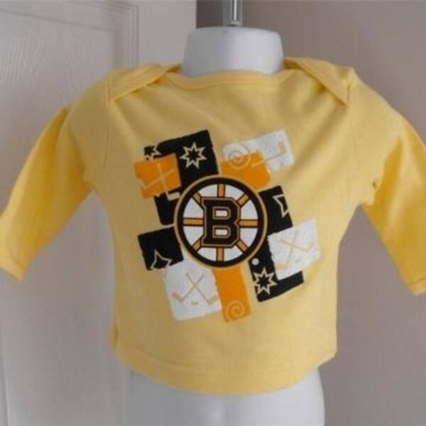 Shop W Minor Flaw Boston Bruins Baby Infant 6 9 Months Shirt By