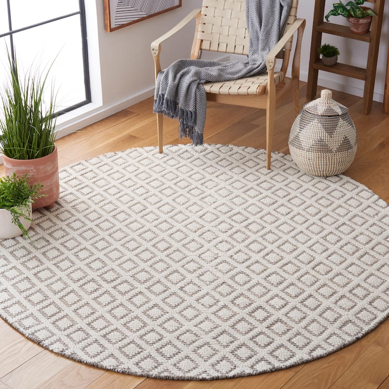 SAFAVIEH Handmade Vermont Latrice Wool Rug - 6' Round - Ivory/Brown
