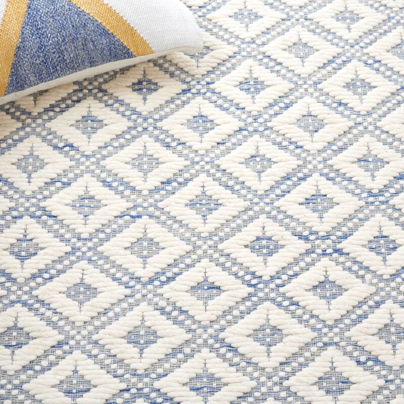 SAFAVIEH Handmade Marbella Gillette Boho Geometric Wool & Viscose