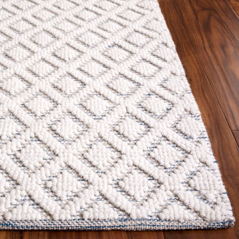 SAFAVIEH Handmade Vermont Latrice Wool Rug