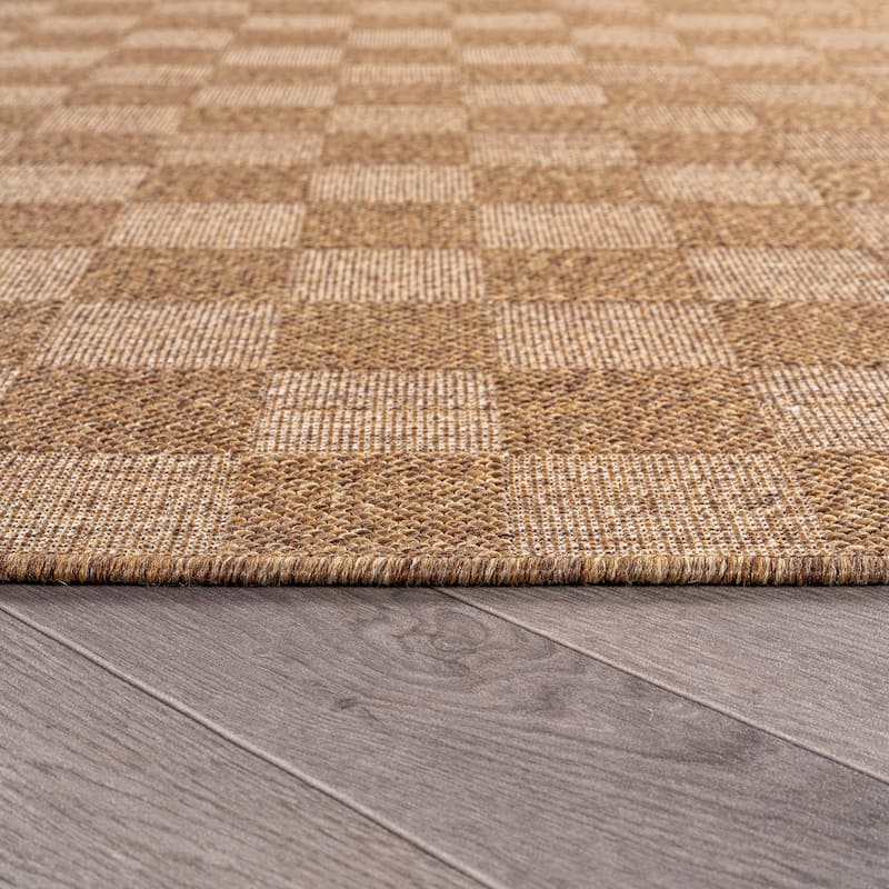 World Rug Gallery Checkered Indoor/Outdoor Flat Woven Area Rug