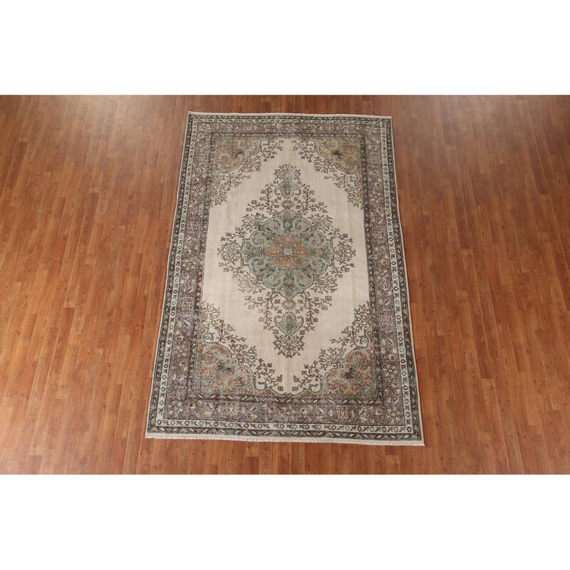 Floral Anatolian Distressed Turkish Vintage Handmade Wool Carpet - 5'9"x 9'0"