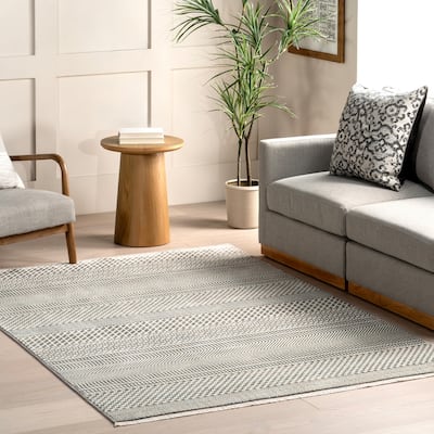 Nuloom Lavender Geometric Fringe Area Rug