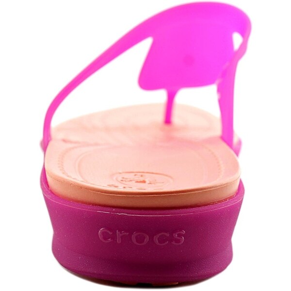 crocs rio flip