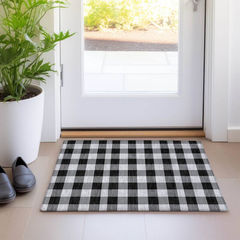 Premium Washable Super Soft Plaid Mayfield Rug - Black - 1'8" x 2'6"