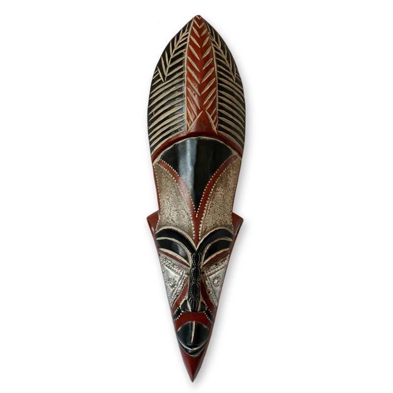 Handmade Sese Wood 'Dancing Maiden' African Mask (Ghana) - Brown/Black