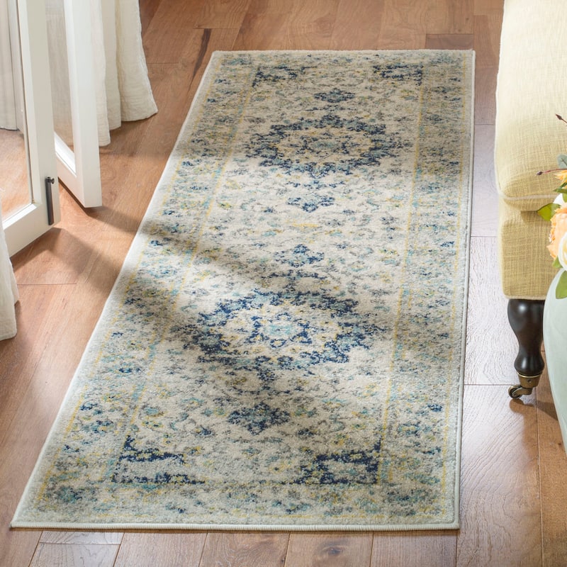 SAFAVIEH Madison Jolene Vintage Boho Oriental Rug - 2'3" x 3'11" - Ivory/Blue