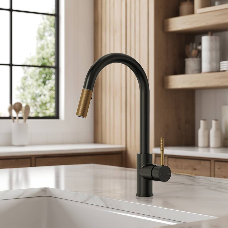 Single-Handle Pull-Down Sprayer Kitchen Faucet with 360° Spout Swivel