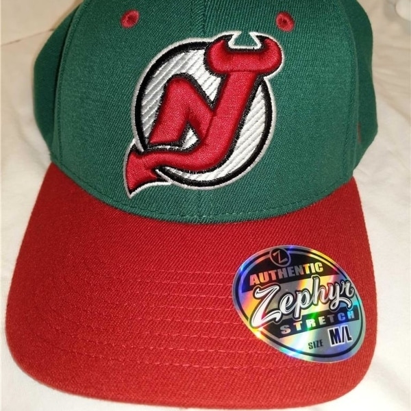 L Green Red Zephyr Stretch Fit Cap Hat 