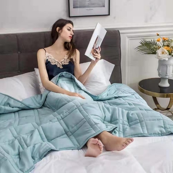 Weighted blanket top hot sleeper