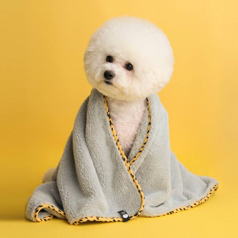 PET’S FAVORITE TOWEL, Premium High Quality Microfiber Pet Towel, Ultra-Absorbent, Quick Drying Towel, White, Made in Korea