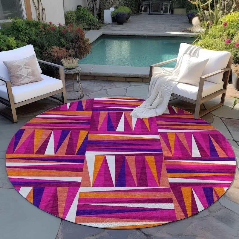 Machine Washable Indoor/ Outdoor Contemporary Mosaic Chantille Rug - Garnet - 8' x 8'