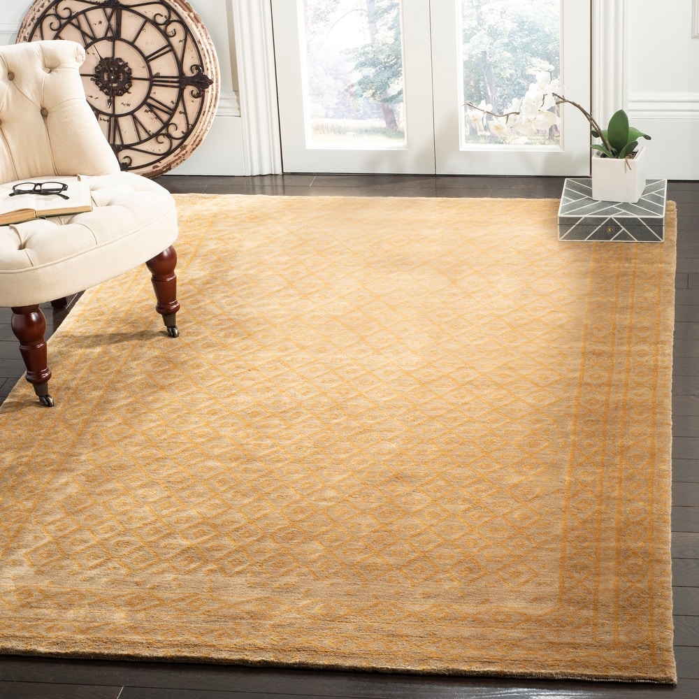 SAFAVIEH Couture Hand-knotted Tibetan Solbjort Modern Wool Rug