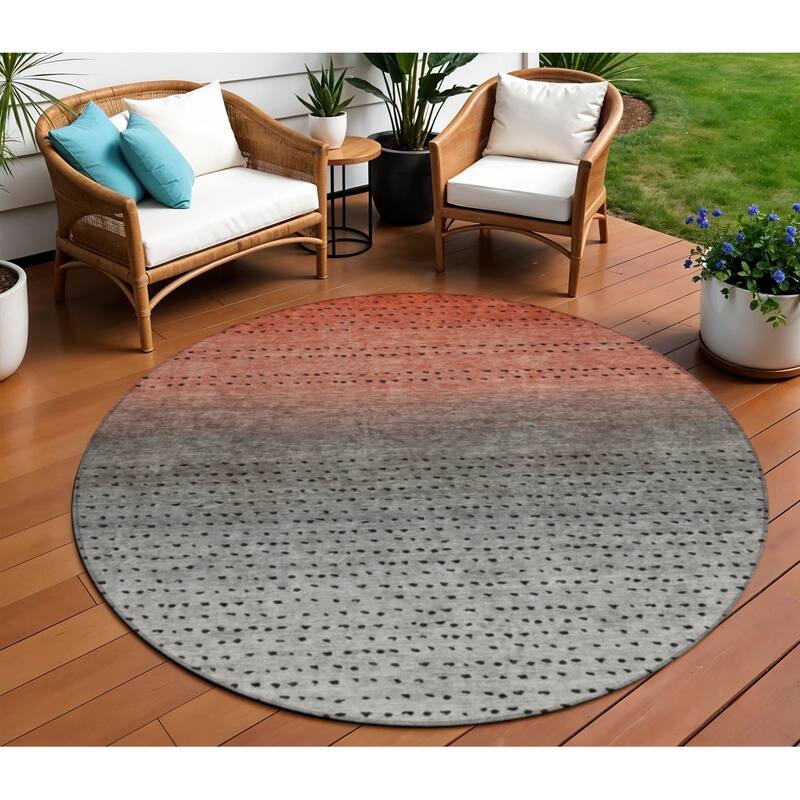 HomeRoots Abstract Transitional Rectangle Outdoor Rug - 8' Round
