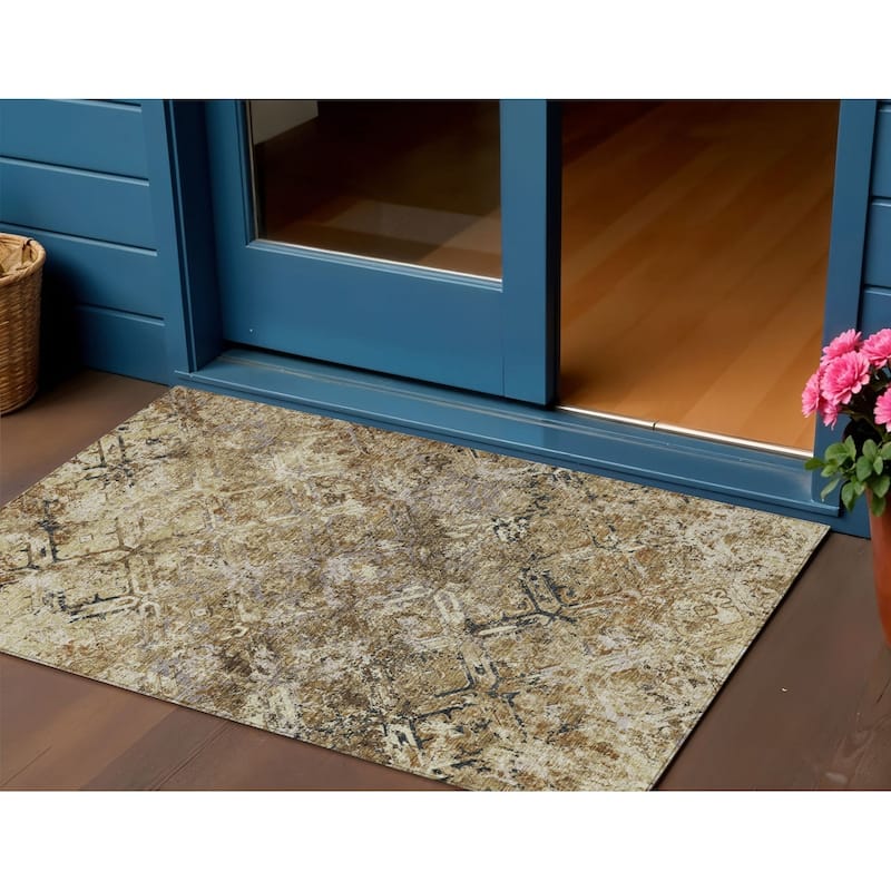 HomeRoots Geometric Transitional Rectangle Outdoor Rug - 3' x 5'