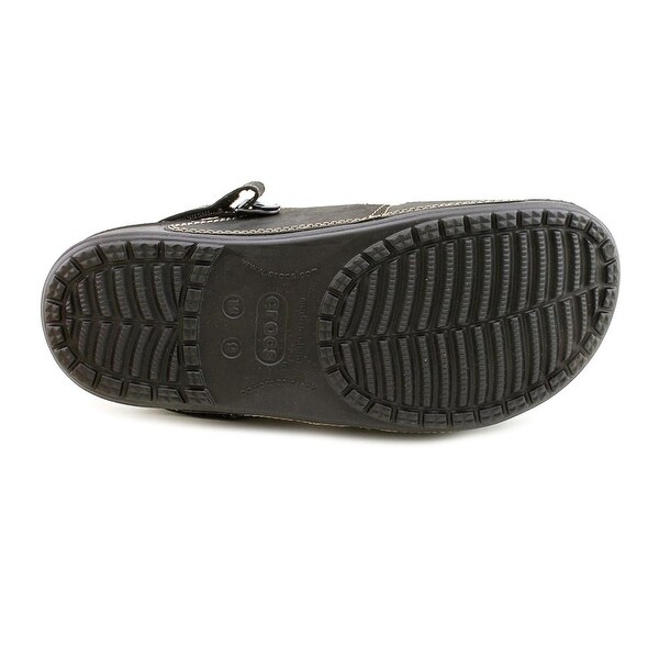 crocs yukon 2 strap sandal