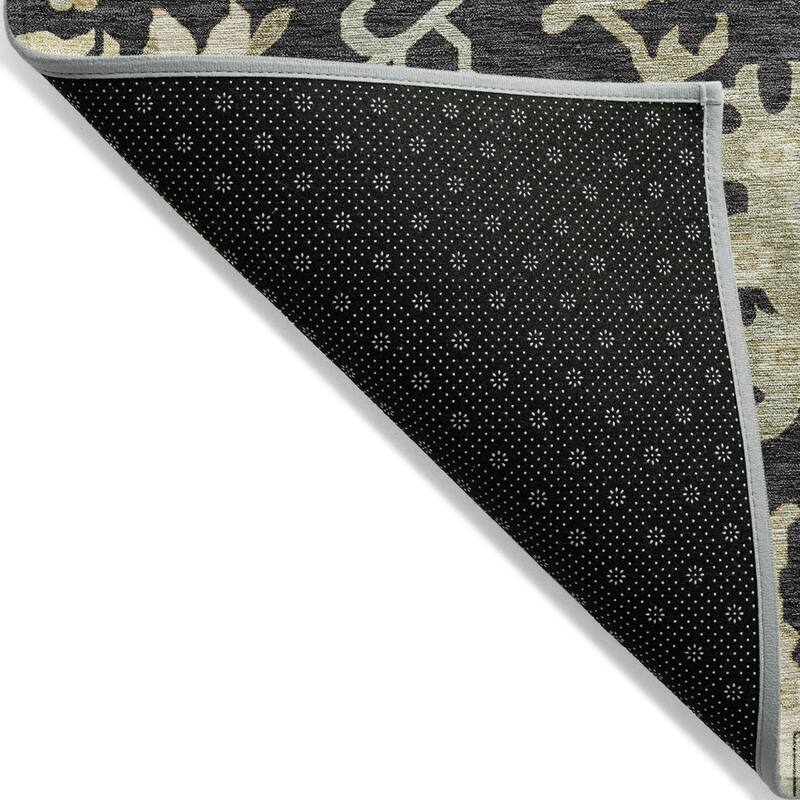 HomeRoots Floral Traditional Rectangle Outdoor Rug