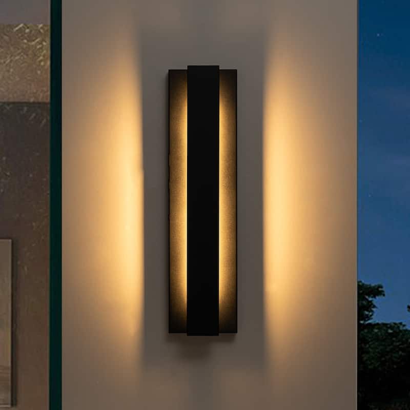 21" Long Outdoor Led Wall Sconce - Black