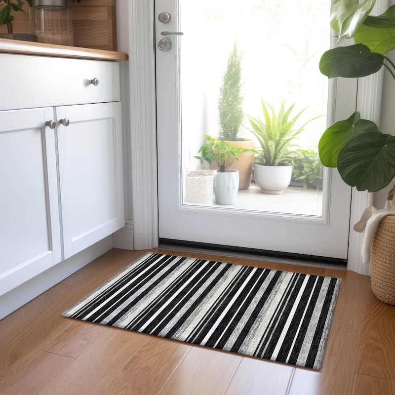 Machine Washable Indoor/ Outdoor Chantille Contemporary Stripes Rug