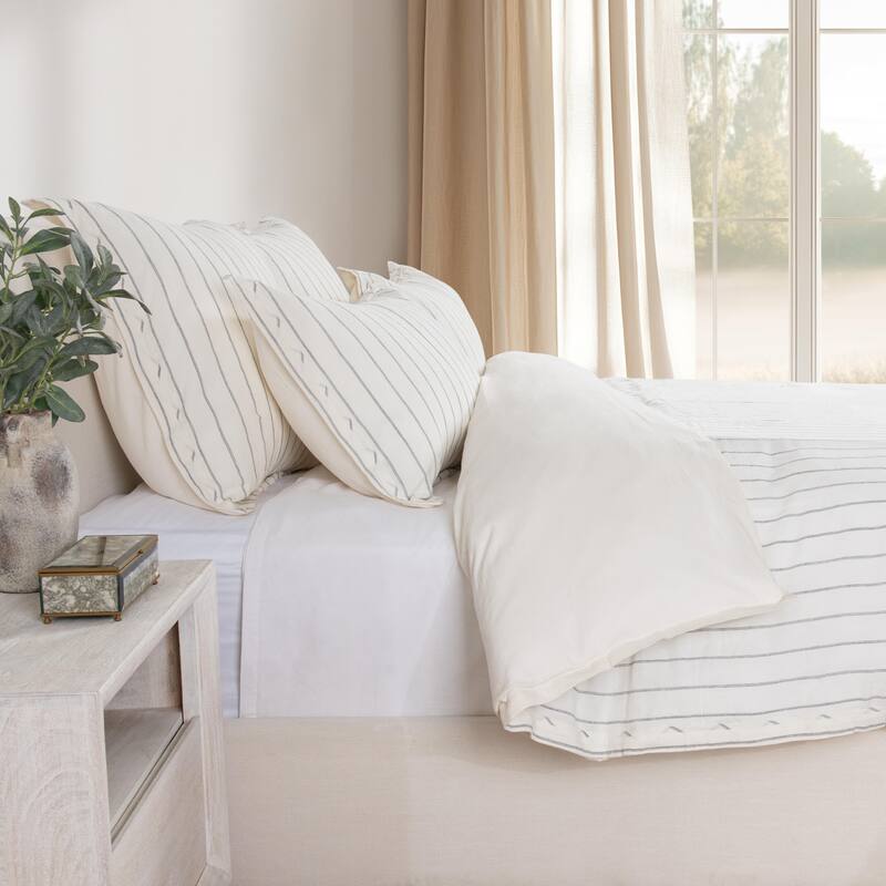 Villa by Classic Home Monaco 3-piece Belgian Linen Duvet Set