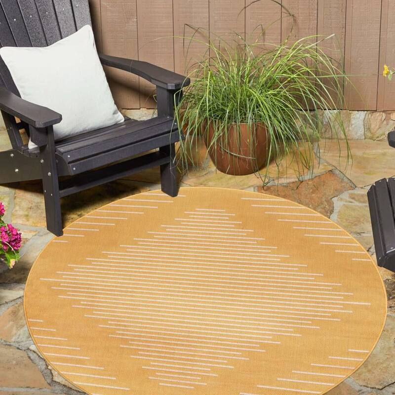Outdoor Ucul Collection Area Rug - Yellow - 13' Round